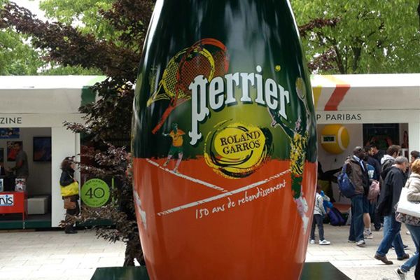 bouteille perrier roland garros