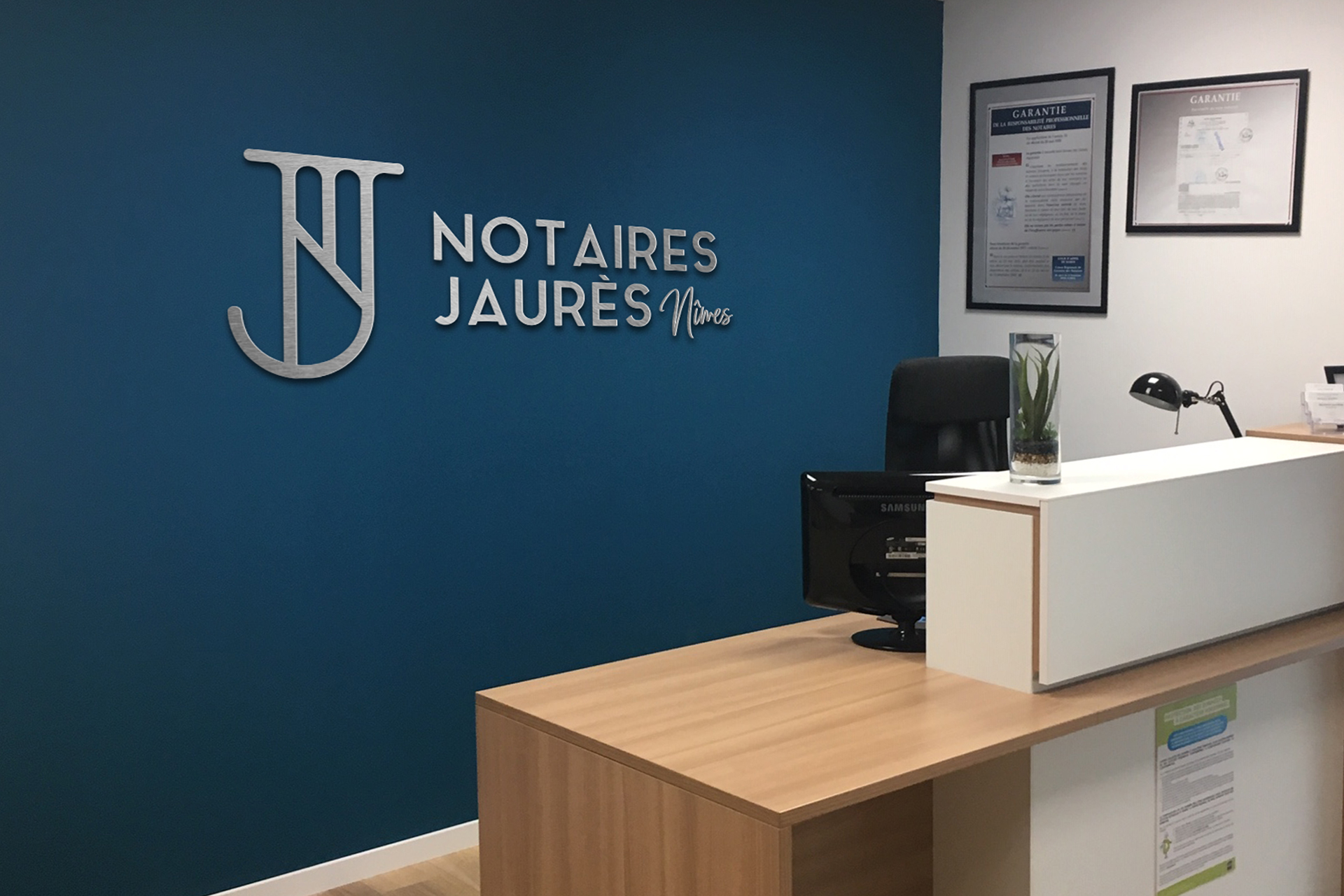 conception logo office notarial